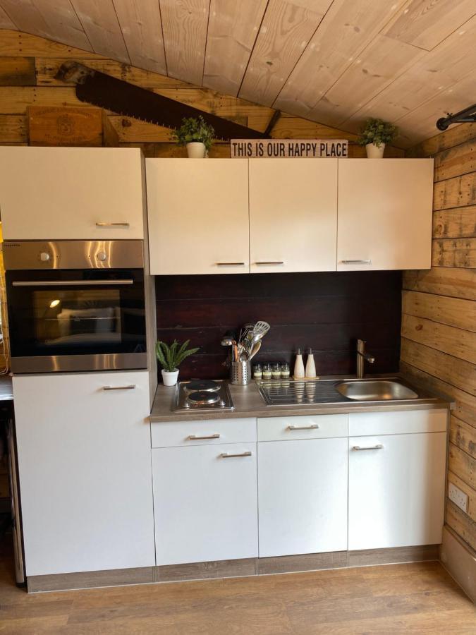 Willow Court Farm Studio East & Petting Farm, 8 Mins To Legoland & Windsor, 15 Mins To Lapland Uk Exterior photo