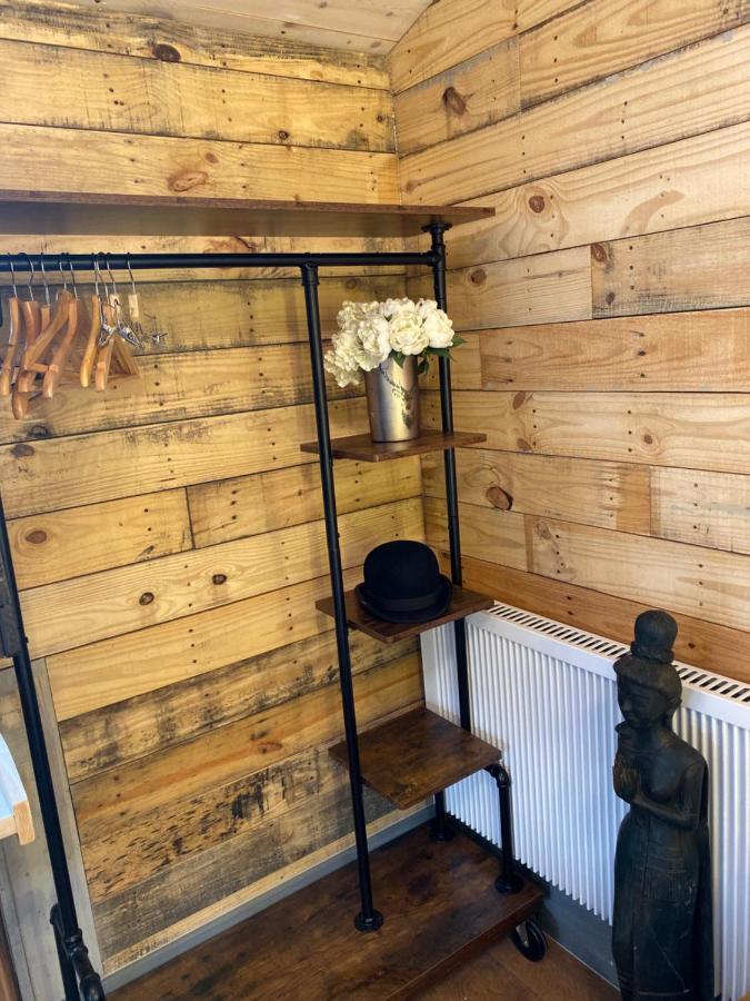 Willow Court Farm Studio East & Petting Farm, 8 Mins To Legoland & Windsor, 15 Mins To Lapland Uk Exterior photo